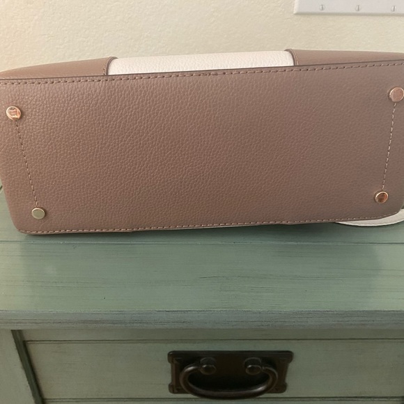 Kate Spade Purse - Picture 4 of 5